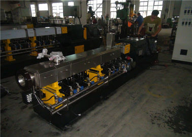 Hot Cutting Double Screw WPC Extruder Machine 400-500kg/H Capacity Long Span Life supplier